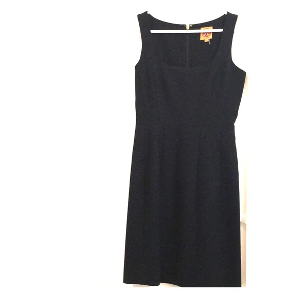 Classic wool lined dress. - Picture 1 of 2